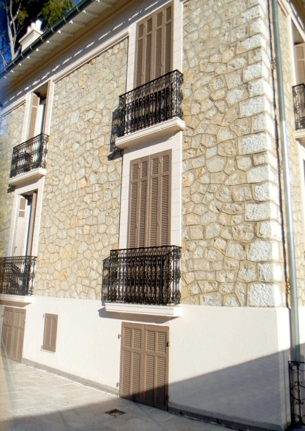 Vente Maison CANNES BAS OXFORD VILLA  T7 INDIVIDUELLE 260M2 JARDIN SUD 560m2 PISCINABLE POSSIBLE GARAGES Cannes
