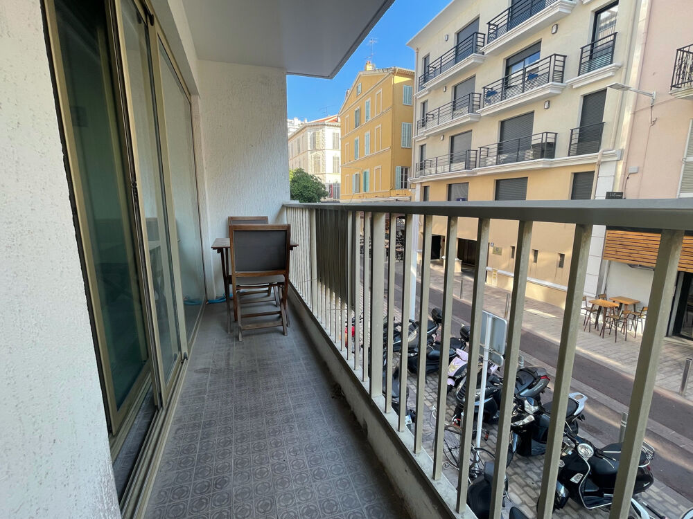 CANNES CENTRE APPARTEMENT SUD CARRE D'OR 26M2