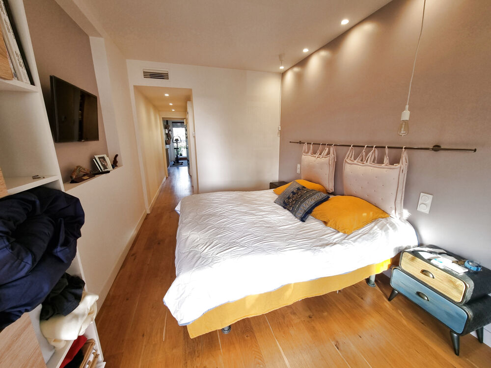 Vente Appartement CANNES PROCHE CENTRE T4 DE 102M2 TERRASSE 30M2 SUD GARAGE ET CAVE Cannes
