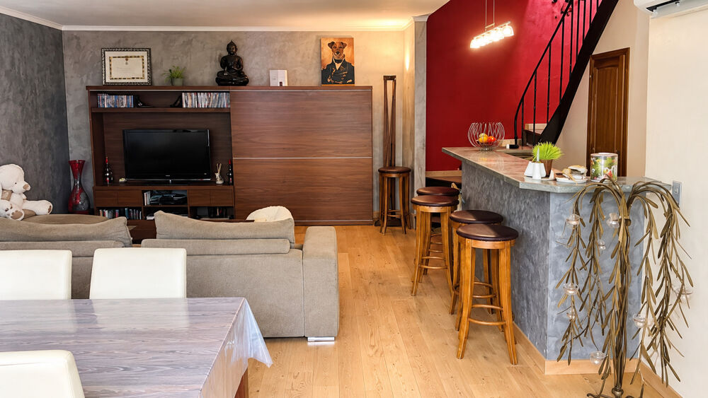 Vente Duplex/Triplex CANNES BANANE T3/T4 75 M2 ESPRIT VILLA ROOFTOP 25 M2 OUEST SANS CHARGES 5341€/M2 Cannes