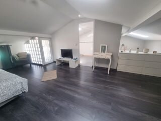  Immeuble à vendre 10 pièces 494 m²