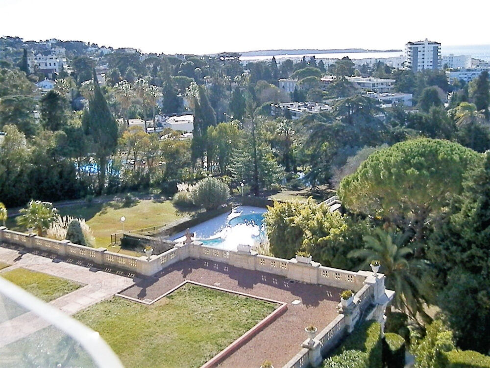 CANNES T3 105M2 VUE MER 1325000€