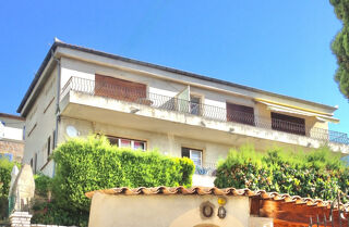  Immeuble � vendre 321 m�
