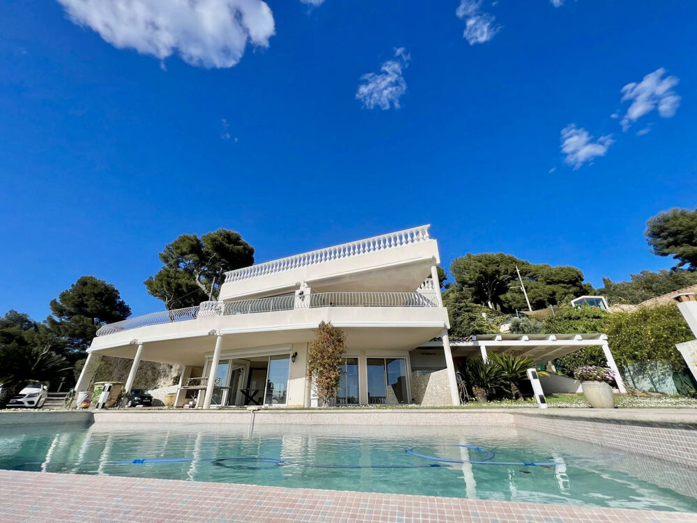 CANNES OXFORD AU CALME VILLA INDIVIDUELLE T5/T6 DE 240 M2 VUE MER PANORAMIQUE TERRAIN 1700M2 PISCINE GARAGE