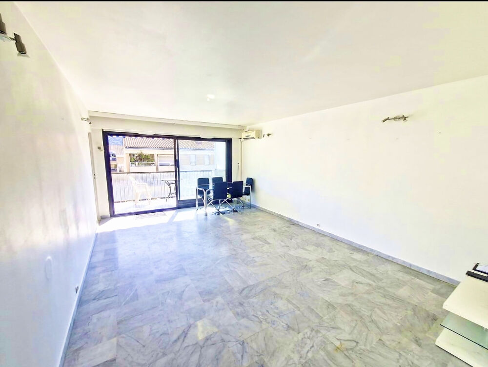 Vente Appartement CANNES ANGLE PETIT JUAS T3/T4 DE 97M2 SUD OUEST TERRASSES 19M2 VUE MER GARAGE, CAVE Cannes