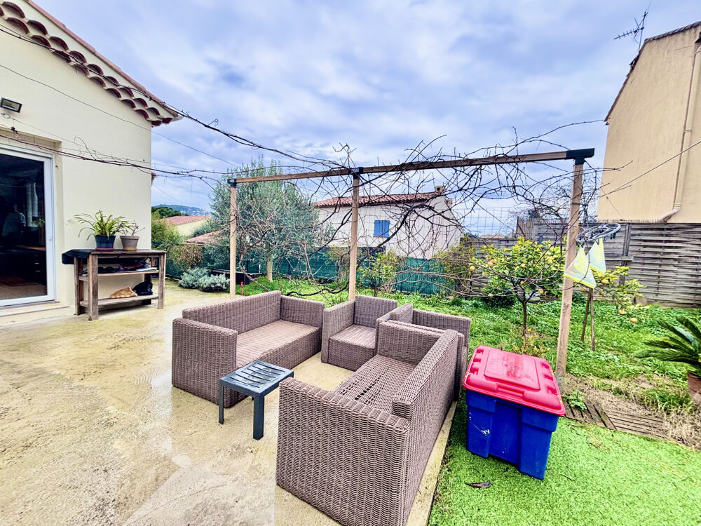 LE CANNET VILLA T6 INDIVUELLE 185 M2 SUD OUEST, TERRAIN 610 M2 + T2 DE 25 M2, AVEC PISCINE, 2 PLACES DE PARKINGS