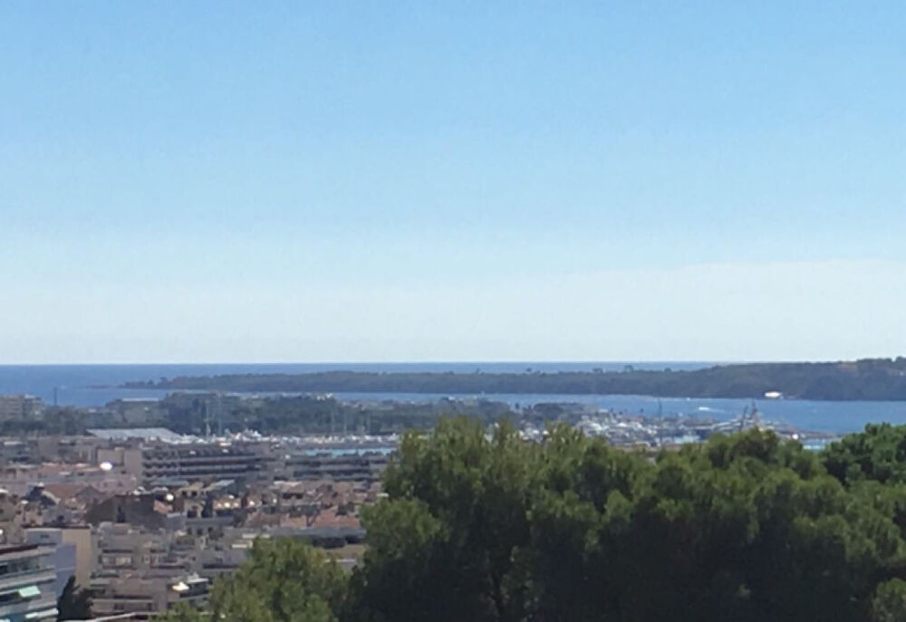 CANNES T3/T4 BEAU BOURGEOIS 145m2 VUE MER TERRASSE DE 20M2