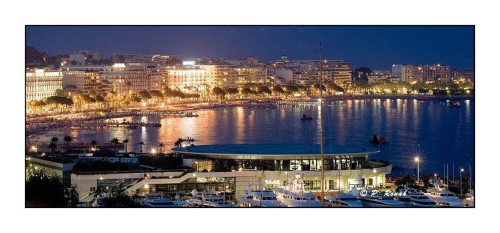 CANNES CALIFORNIE T3 DE 104 M2 VUE MER