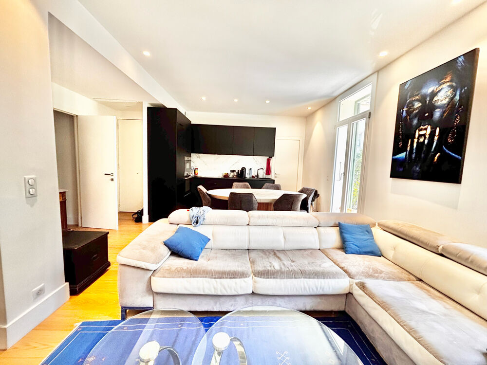 Vente Appartement CANNES BAS PETIT JUAS T5 DE 90 M2 TERRASSE PLEIN SUD FAIBLES CHARGES DEUX BOX Cannes