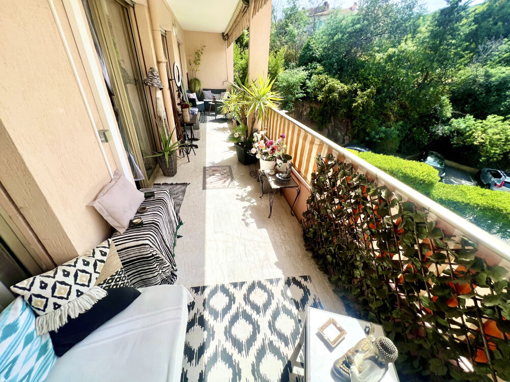 Vente Appartement CANNES CROIX DES GARDES T2 POSSIBLE T3 DE 47M2 TERRASSE 19M2 PISCINE PARKING Cannes