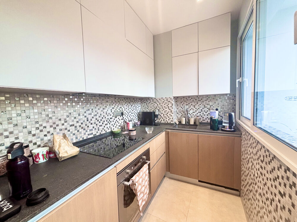 CANNES BASSE CALIFORNIE T3 DE 62 M2 REFAIT A NEUF LOGGIA SUD 2 CAVES