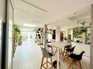  Maison à vendre 7 pièces 258 m²
