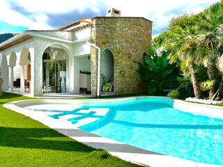  Maison � vendre 4 pi�ces 150 m�