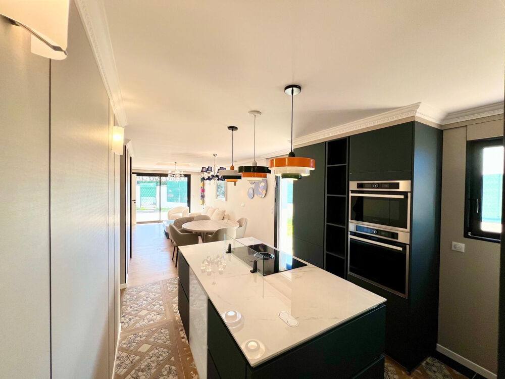 Vente Appartement CANNES PROCHE CROISETTE T3 REFAIT A NEUF 89M2 REZ DE JARDIN ENTOURANT 167M2 GARAGE Cannes