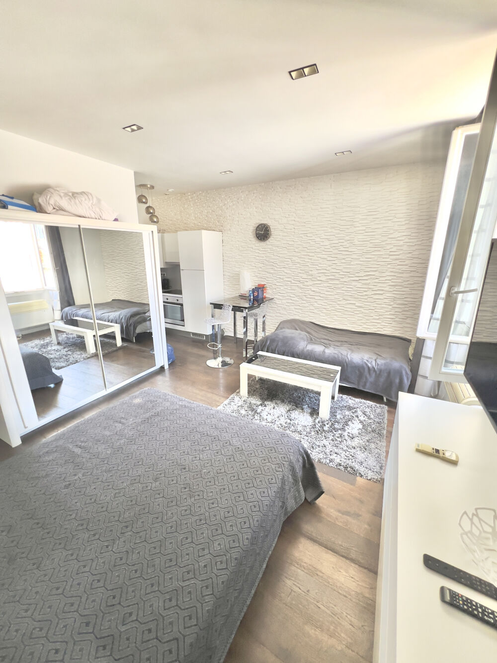 CANNES CENTRE BANANE CROISETTE APT 31M2 145M DU PALAIS DES FESTIVALS