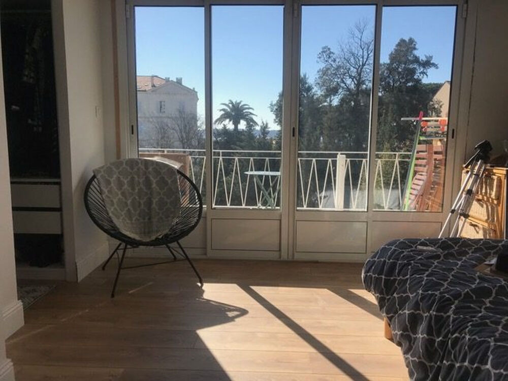 CANNES BASSE CALIFORNIE T3 DE 71M2 TERRASSE D'ANGLE