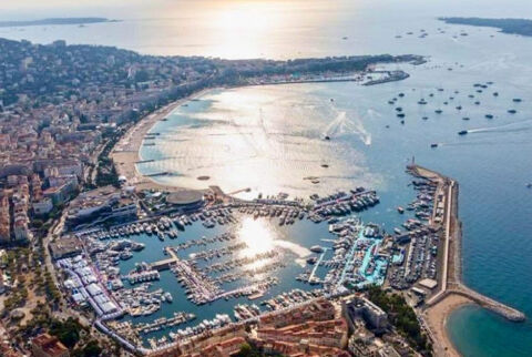 CANNES CENTRE RARE ! RESTAURANT VUE MER PANORAMIQUE SUD 160 COUVERTS LICENCE IV 728000 06400 Cannes