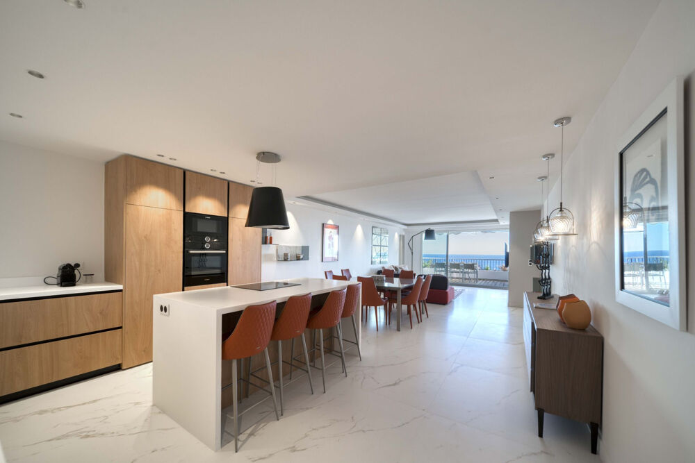 BASSE CALIFORNIE T4 DE 140M2 REFAIT A NEUF VUE MER