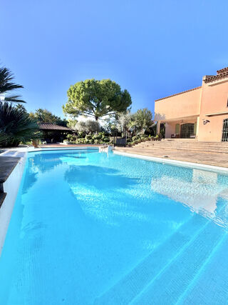  Maison à vendre 10 pièces 530 m²
