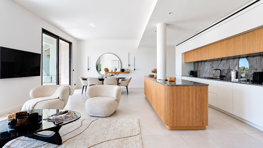 Vente Appartement CANNES CROISETTE RARE T4 100 M2 VUE MER PANORAMIQUE TERRASSE SUD-OUEST PARC GARDIENNÉ GARAGE CAVE Cannes