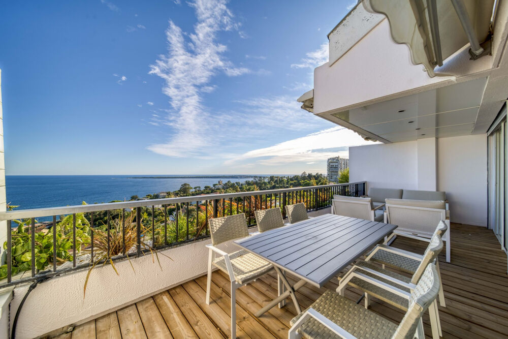 BASSE CALIFORNIE T4 DE 140M2 REFAIT A NEUF VUE MER
