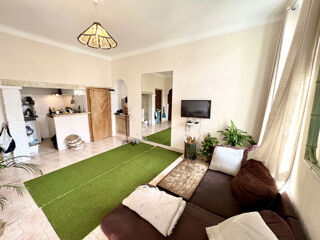  Immeuble à vendre 162 m²