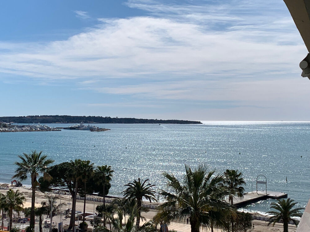 CANNES CROISETTE T3 VUE MER