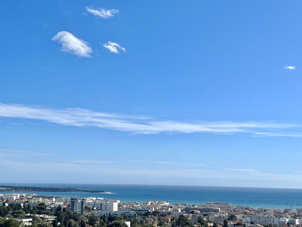 CANNES OXFORD AU CALME VILLA INDIVIDUELLE T5/T6 DE 240 M2 VUE MER PANORAMIQUE TERRAIN 1700M2 PISCINE GARAGE