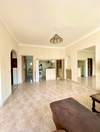  Immeuble à vendre 162 m²
