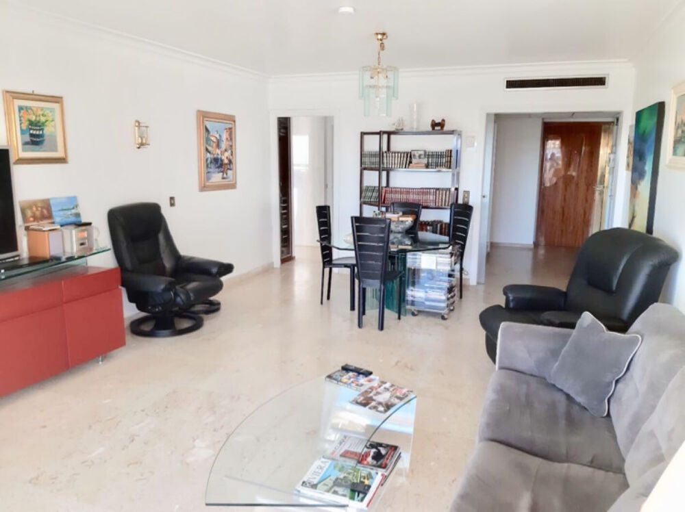 CANNES CROISETTE T3 DE 87M2 TERRASSE 18M2 SUD VUE MER BOX