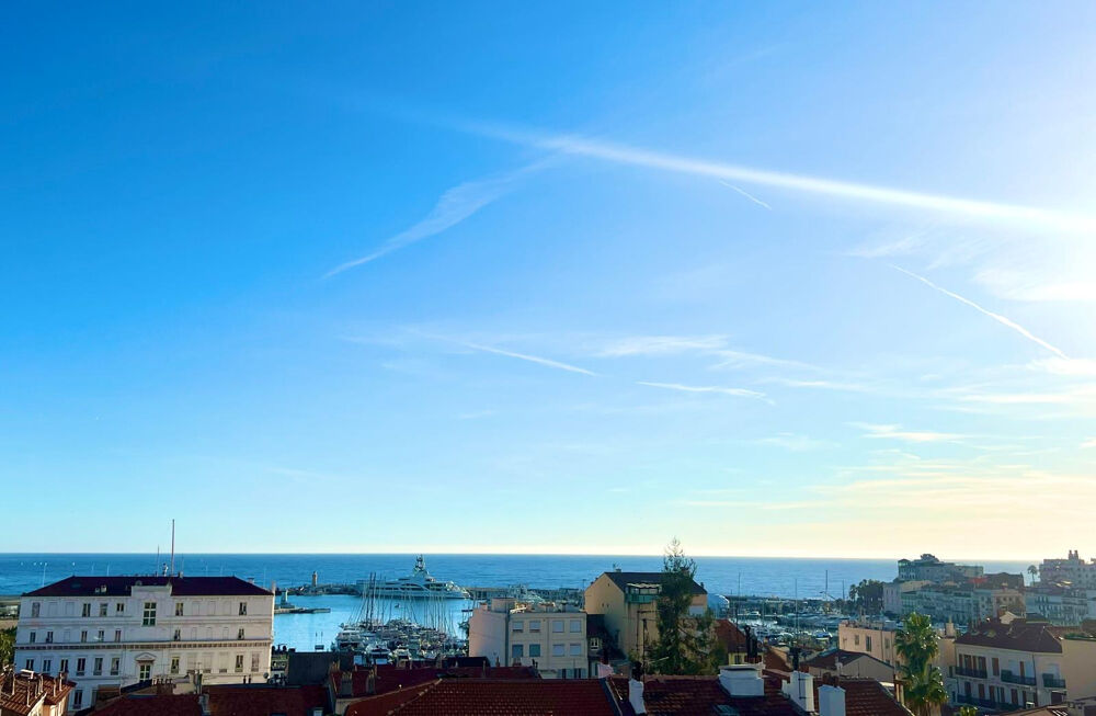 CANNES BAS PETIT JUAS T3 DE 78m2 VUE MER DOUBLE GARAGE CAVE