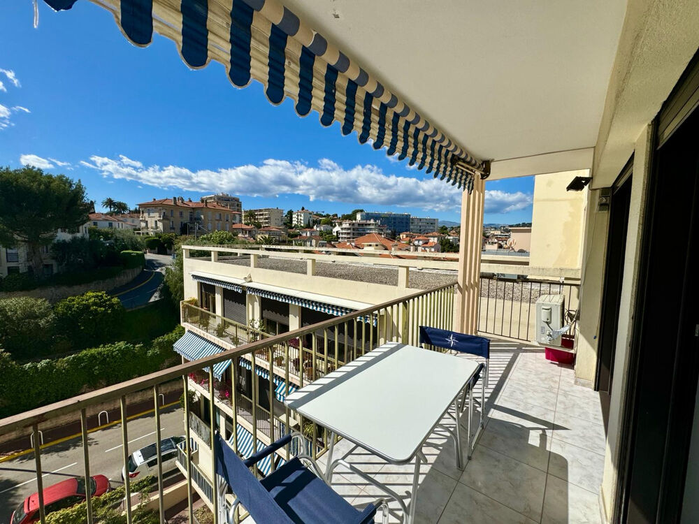 Vente Appartement CANNES ANGLE PETIT JUAS T3/T4 DE 97M2 SUD OUEST TERRASSES 19M2 VUE MER GARAGE, CAVE Cannes