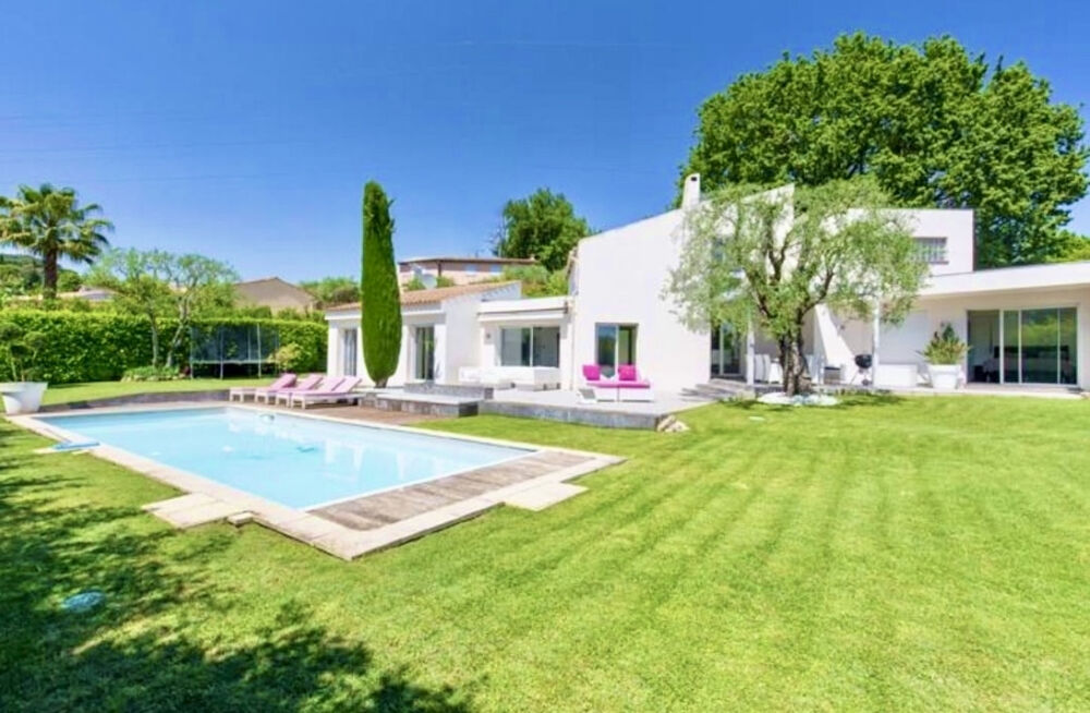 Vente Maison MOUGINS AU CALME VILLA INDIVIDUELLE T4 DE 200M2 PISCINE TERRAIN 1800M2 GARAGE Mougins