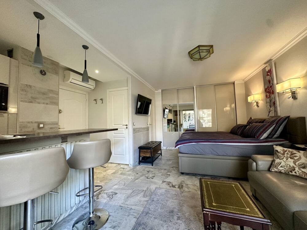 Vente Appartement CANNES BANANE IDEAL INVESTISSEMENT LOCATIF À 50M DE LA CROISETTE ET DU CARLTON Cannes