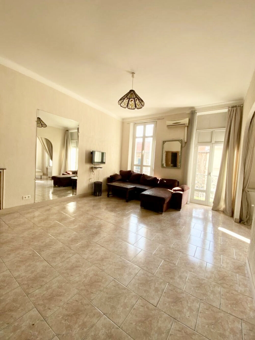 Vente Immeuble CANNES PLEIN CENTRE BANANE PLATEAUX DE 160 m2 TERRASSES PROCHE PALAIS ET MER Cannes