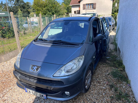 Peugeot 1007 1.4 HDi Dolce