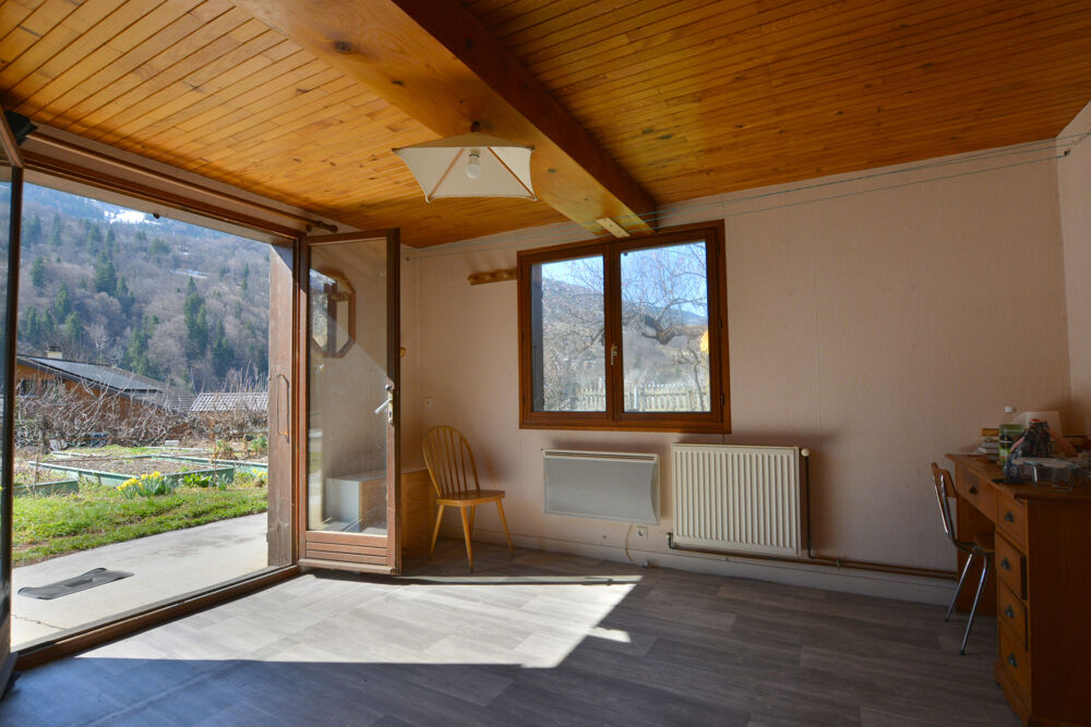 A vendre - Maison 200m2 sur grand terrain - Bozel centre