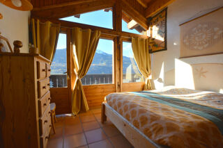  Chalet � vendre 9 pi�ces 225 m�