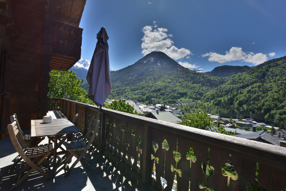 Vente Maison A vendre - Beau Chalet - 5 chambres - Bozel centre Bozel
