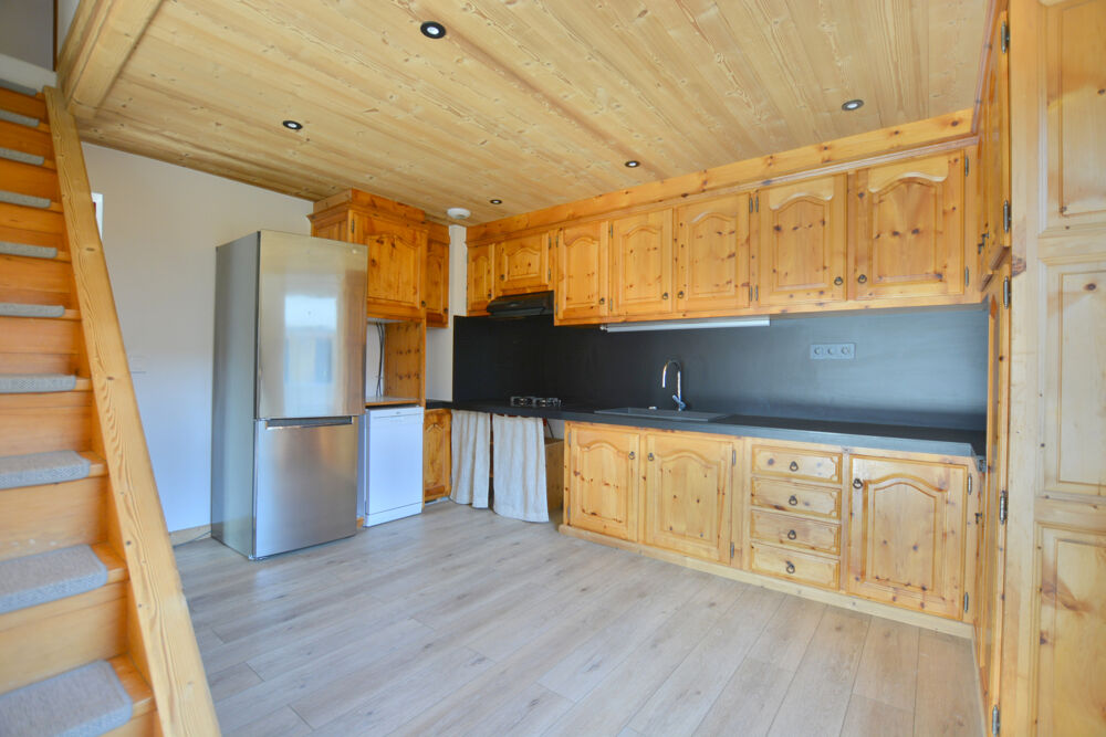 Vente Maison Immeuble deux appartements Montagny
