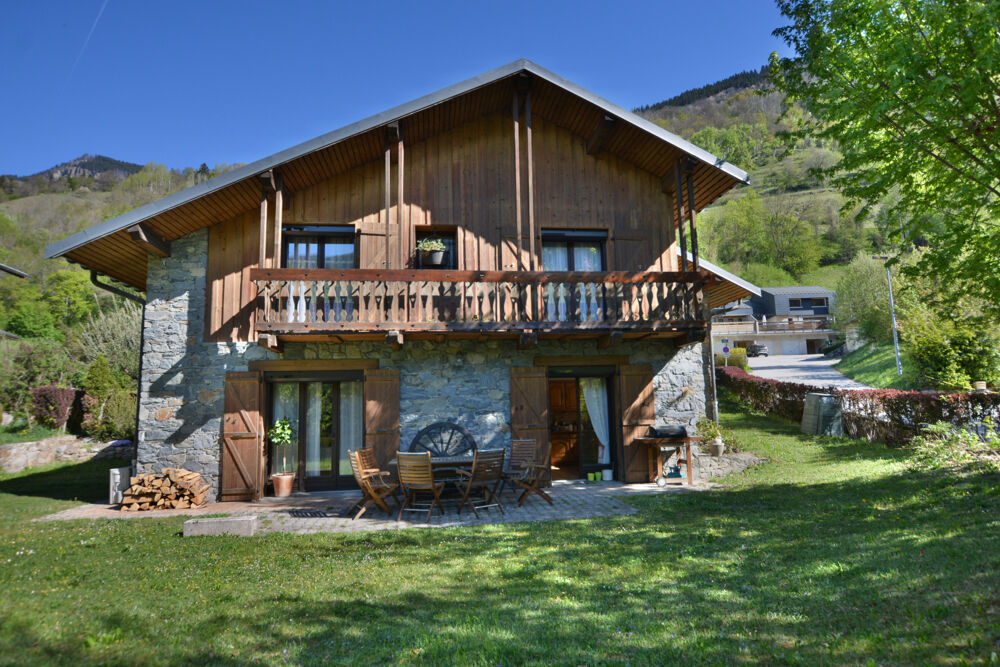 A vendre - maison d'architecte - Bozel centre