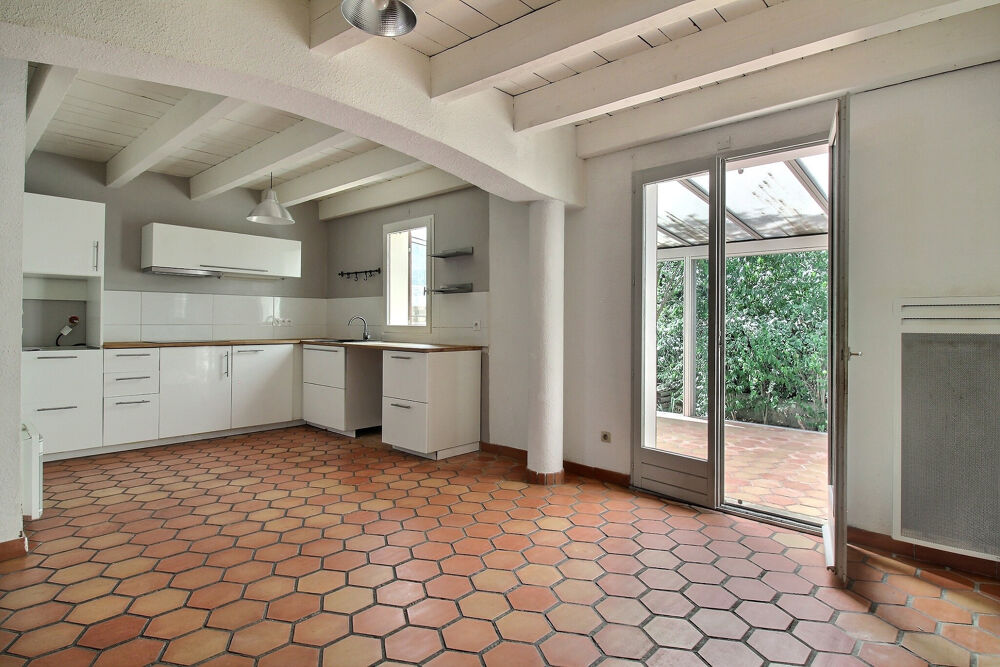Vente Maison MONTPELLIER, secteur Ovalie / Bagatelle, Maison T4 de 75m2, terrasse avec jardinet et garage. Montpellier