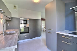  Appartement � louer 4 pi�ces 83 m�