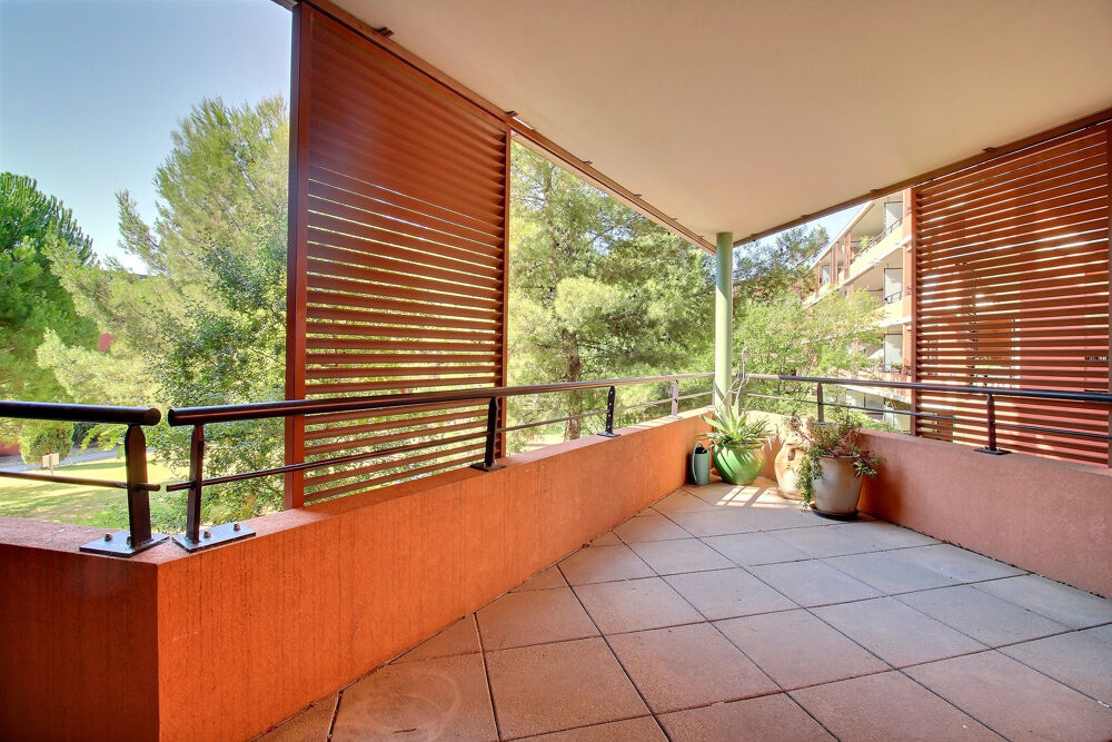 Vente Appartement À vendre, Croix d'Argent, T4 de 101,46 m2 loi carrez avec 3 chambres, terrasse, loggia, garage et parking Montpellier