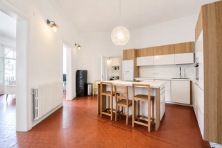  Appartement � louer 5 pi�ces 148 m�