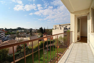  Appartement à louer 4 pièces 70 m²