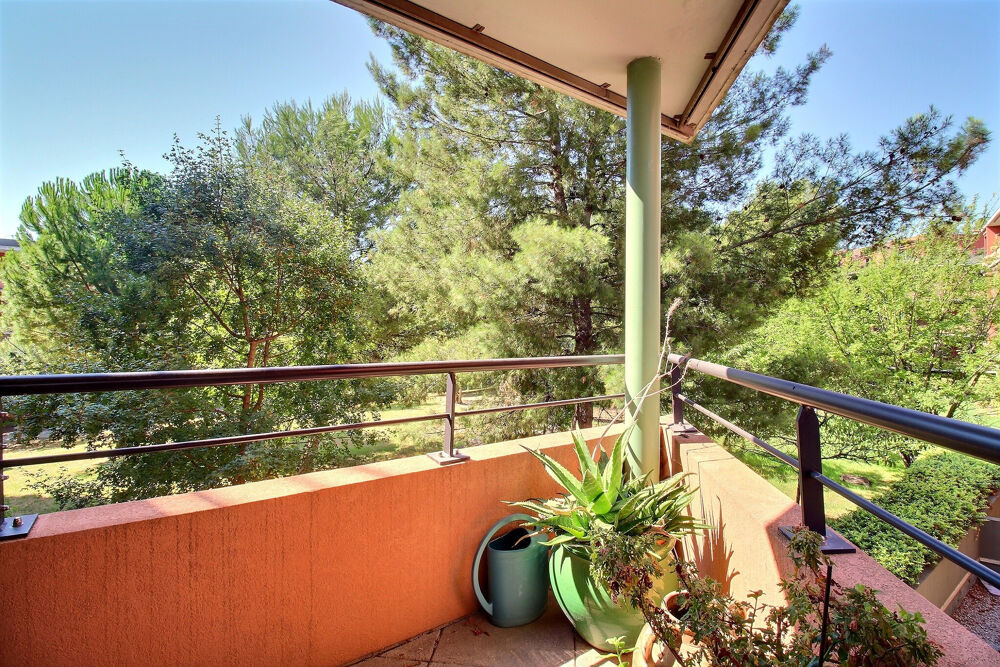 Vente Appartement À vendre, Croix d'Argent, T4 de 101,46 m2 loi carrez avec 3 chambres, terrasse, loggia, garage et parking Montpellier