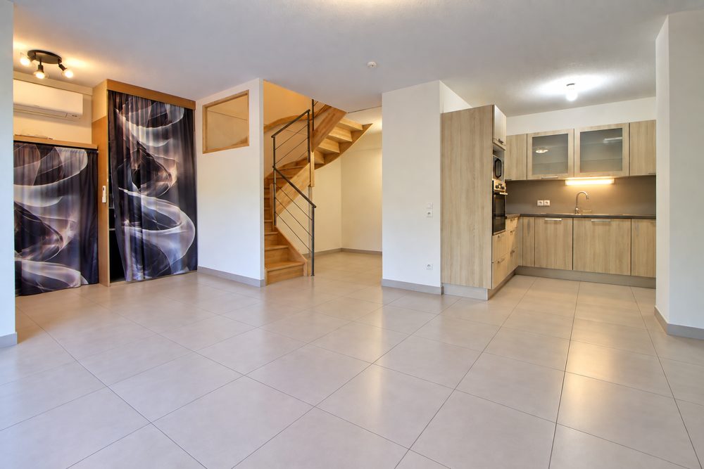 Location Duplex/Triplex A SAISIR Duplex T3 Ovalie 67m2 avec terrasse + parking + clim Montpellier