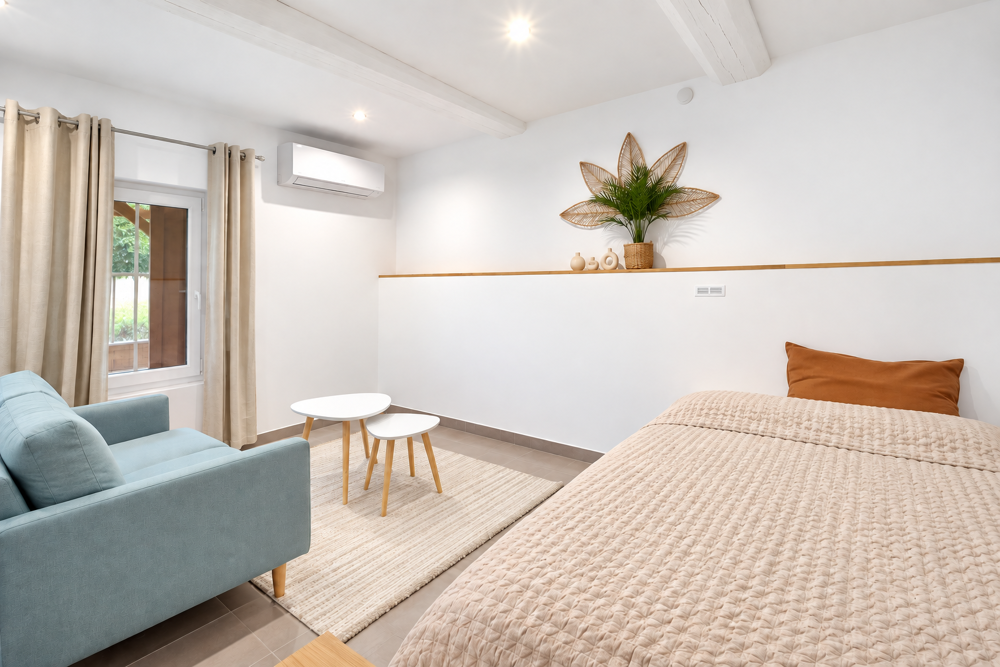 Location Appartement JOLI Studio meublé St Georges d'Orques 20m2 avec terrasse + clim St georges d orques