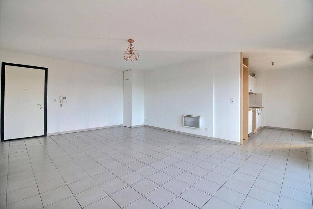 Vente Appartement Montpellier, Ovalie, Appartement 3 pièces de 70 m2 avec terrasse et garage Montpellier